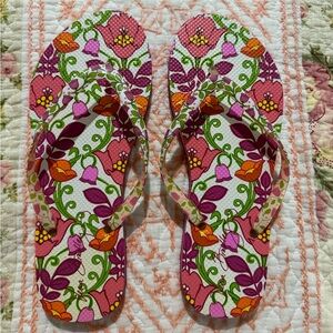 Vera Bradley Rubber Pink Floral Beach Flip Flops (New Without Tags)